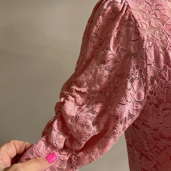 Lace stretch top / blouse mock neckline overlay with attached tank S/S pink sz S - Picture 6 of 15